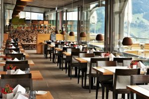 Kinh doanh nhà hàng: Hướng dẫn từ A đến Z cho người mới bắt đầu